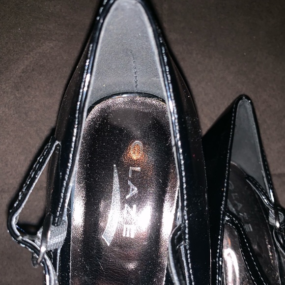 Glaze size 8 black heels - Picture 4 of 6